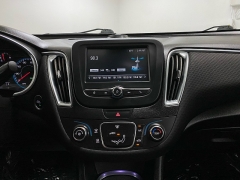 Used 2018  Chevrolet Malibu 4d Sedan LT at Ideal Cars Llc near Mesa&comma; AZ