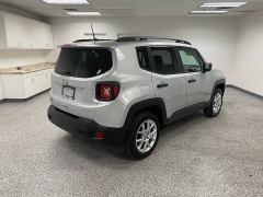 Used 2019 Jeep Renegade 4d SUV 4WD Sport at Ideal Cars Llc near Mesa, AZ