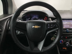 Used 2018  Chevrolet Trax 4d SUV AWD LS at Ideal Cars Llc near Mesa&comma; AZ