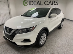 Used 2020 Nissan Rogue Sport 4d SUV FWD S at Ideal Cars Llc near Mesa, AZ