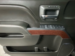 Used 2019  GMC Sierra 2500 4WD Crew Cab SLT at Ideal Cars Llc near Mesa&comma; AZ