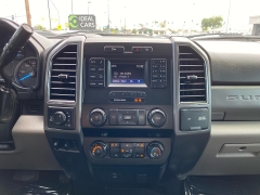 Used 2019  Ford Super Duty F-350 4WD Crew Cab XLT SRW Longbed at Ideal Cars Llc near Mesa&comma; AZ