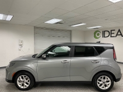 Used 2024  Kia Soul LX IVT at Ideal Cars Llc near Mesa&comma; AZ