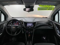 Used 2020 Chevrolet Trax 4d SUV FWD LS at Ideal Cars Llc near Mesa, AZ