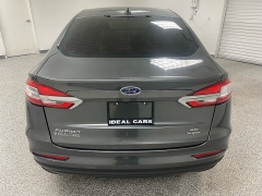 Used 2020  Ford Fusion Hybrid 4d Sedan FWD SE at Ideal Cars Llc near Mesa&comma; AZ