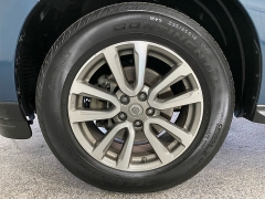 Used 2015  Nissan Pathfinder 4d SUV 4WD SV at Ideal Cars Llc near Mesa&comma; AZ