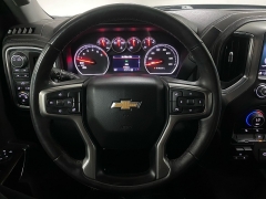 Used 2020  Chevrolet Silverado 1500 4WD Crew Cab LT at Ideal Cars Llc near Mesa&comma; AZ