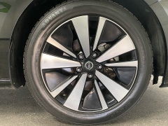 Used 2021  Nissan Altima 2&period;5 SV Sedan at Ideal Cars Llc near Mesa&comma; AZ