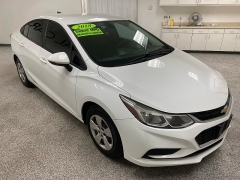 Used 2018  Chevrolet Cruze 4d Sedan LS Auto at Ideal Cars Llc near Mesa, AZ