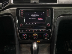 Used 2018  Volkswagen Passat 4d Sedan 2&period;0T SE at Ideal Cars Llc near Mesa&comma; AZ