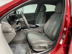 Used 2024  Hyundai Elantra SEL IVT at Ideal Cars Llc near Mesa&comma; AZ