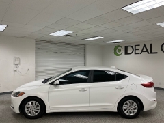 Used 2017  Hyundai Elantra 4d Sedan SE Auto at Ideal Cars Llc near Mesa, AZ