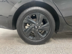 Used 2023  Hyundai Elantra SEL IVT at Ideal Cars Llc near Mesa&comma; AZ