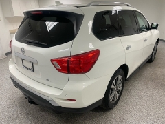 Used 2019  Nissan Pathfinder 4d SUV FWD SL at Ideal Cars Llc near Mesa&comma; AZ