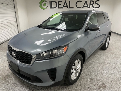 2020 Kia Sorento LX's photo