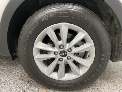 Used 2019  Kia Sorento 4d SUV FWD LX V6 at Ideal Cars Llc near Mesa, AZ