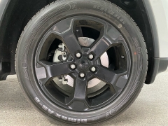 Used 2020  Jeep Grand Cherokee 4d SUV 2WD Laredo at Ideal Cars Llc near Mesa&comma; AZ
