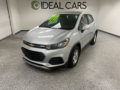 Used 2020 Chevrolet Trax 4d SUV FWD LS at Ideal Cars Llc near Mesa, AZ