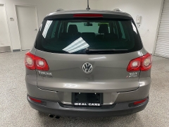 Used 2009  Volkswagen Tiguan 4d SUV SE w&sol;Leather 4Motion at Ideal Cars Llc near Mesa&comma; AZ