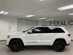Used 2019  Jeep Grand Cherokee 4d SUV 2WD Laredo Upland at Ideal Cars Llc near Mesa, AZ