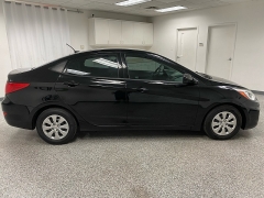 Used 2016 Hyundai Accent 4d Sedan SE Auto at Ideal Cars Llc near Mesa, AZ