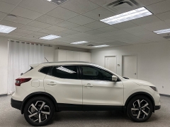 Used 2020  Nissan Rogue Sport 4d SUV FWD SL at Ideal Cars Llc near Mesa&comma; AZ