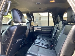 Used 2017  Ford Expedition 4d SUV 4WD XLT at Ideal Cars Llc near Mesa&comma; AZ