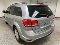Used 2019  Dodge Journey 4d SUV FWD SE 3&period;6L at Ideal Cars Llc near Mesa&comma; AZ