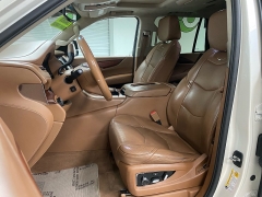 Used 2015  Cadillac Escalade 4d SUV 4WD Platinum at Ideal Cars Llc near Mesa&comma; AZ