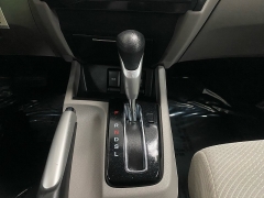 Used 2013  Honda Civic Hybrid 4d Sedan at Ideal Cars Llc near Mesa&comma; AZ