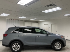 Used 2020  Kia Sorento 4d SUV AWD LX V6 at Ideal Cars Llc near Mesa, AZ