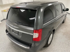 Used 2015  Chrysler Town & Country 4d Wagon Touring at Ideal Cars Llc near Mesa, AZ