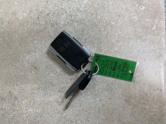 Used 2019  GMC Sierra 2500 4WD Crew Cab SLT at Ideal Cars Llc near Mesa&comma; AZ