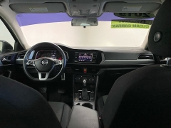 Used 2019  Volkswagen Jetta 4d Sedan 1&period;4T R-Line at Ideal Cars Llc near Mesa&comma; AZ