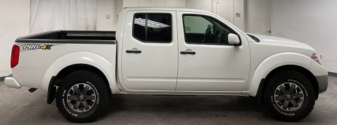 Used 2018  Nissan Frontier 4WD Crew Cab PRO-4X Auto at Ideal Cars Llc near Mesa&comma; AZ