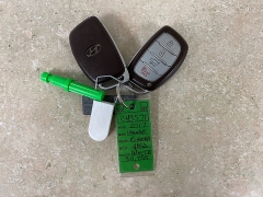 Used 2017  Hyundai Elantra 4d Sedan SE Auto at Ideal Cars Llc near Mesa&comma; AZ