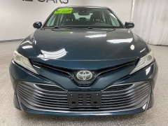 Used 2019  Toyota Camry 4d Sedan XLE at Ideal Cars Llc near Mesa&comma; AZ