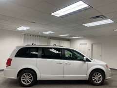 Used 2019  Dodge Grand Caravan 4d Wagon SXT at Ideal Cars Llc near Mesa, AZ