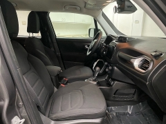 Used 2020  Jeep Renegade 4d SUV FWD Latitude at Ideal Cars Llc near Mesa&comma; AZ