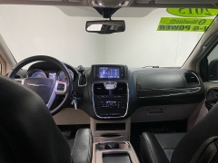 Used 2015  Chrysler Town & Country 4d Wagon Touring L at Ideal Cars Llc near Mesa, AZ