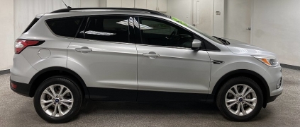 Used 2018  Ford Escape 4d SUV 4WD SE at Ideal Cars Llc near Mesa&comma; AZ