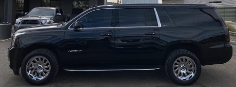 Used 2019  GMC Yukon XL 4d SUV 4WD SLT at Ideal Cars Llc near Mesa&comma; AZ