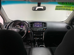 Used 2018  Nissan Pathfinder 4d SUV 4WD SV at Ideal Cars Llc near Mesa, AZ