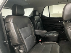 Used 2021  Chevrolet Traverse FWD 4dr Premier at Ideal Cars Llc near Mesa, AZ