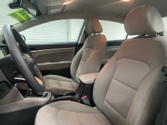 Used 2020  Hyundai Elantra 4d Sedan SE at Ideal Cars Llc near Mesa, AZ