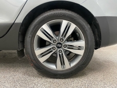 Used 2015  Hyundai Tucson 4d SUV AWD Limited at Ideal Cars Llc near Mesa&comma; AZ