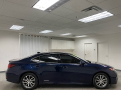 Used 2016  Lexus ES 300h 4dr Sdn Hybrid at Ideal Cars Llc near Mesa&comma; AZ