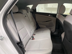Used 2020  Hyundai Tucson 4d SUV AWD SE at Ideal Cars Llc near Mesa&comma; AZ