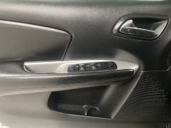 Used 2018  Dodge Journey 4d SUV FWD SE at Ideal Cars Llc near Mesa&comma; AZ