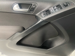 Used 2018  Volkswagen Tiguan Limited 4d SUV 4Motion at Ideal Cars Llc near Mesa&comma; AZ